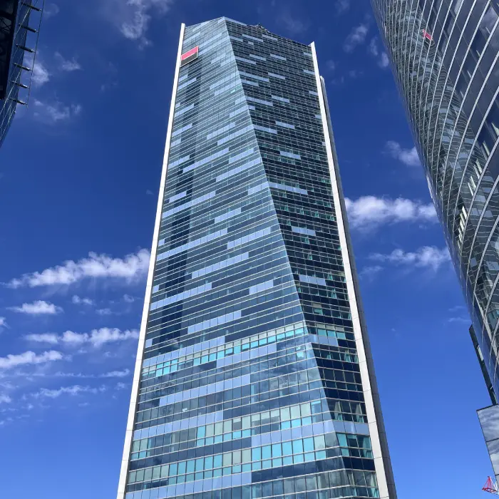 Tour Granite dans le quartier de Paris La Défense, 92.